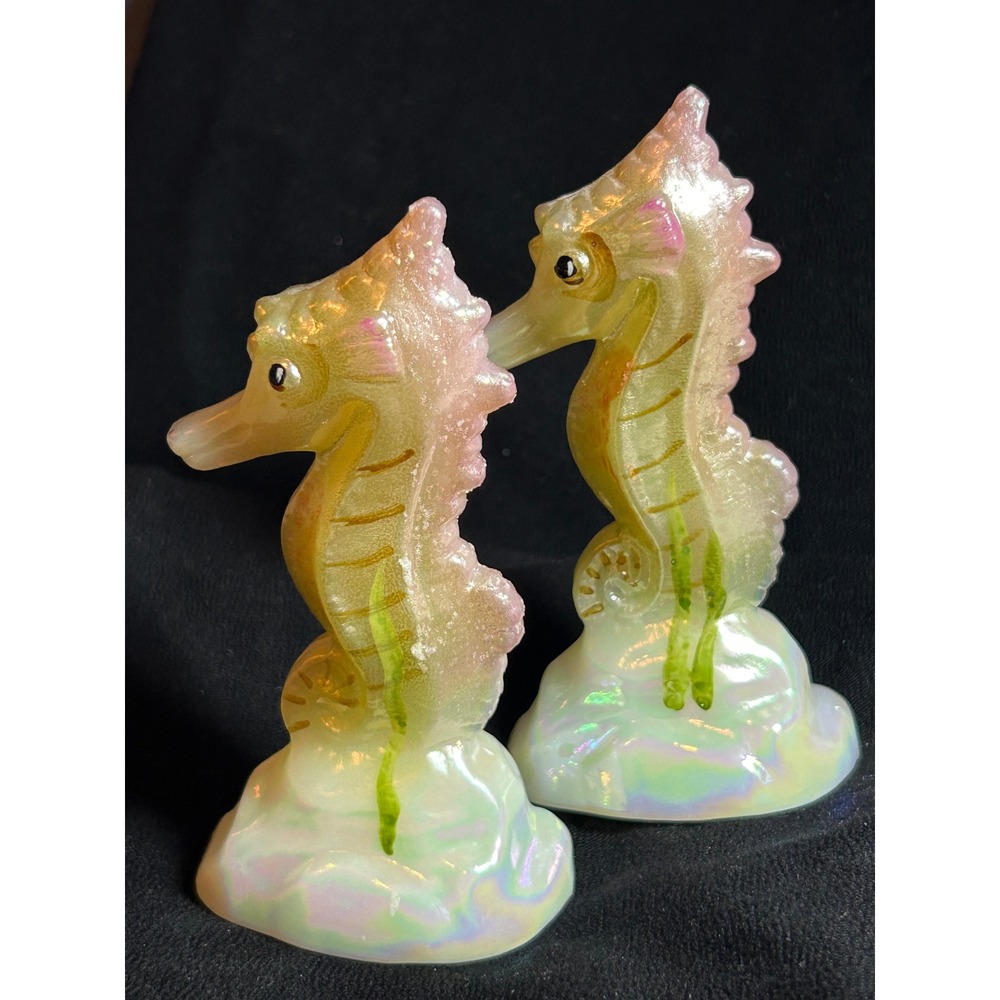 Fenton Art Glass Vintage Lot Of 2 Seahorse Iridescent Carnival Glass White Pink